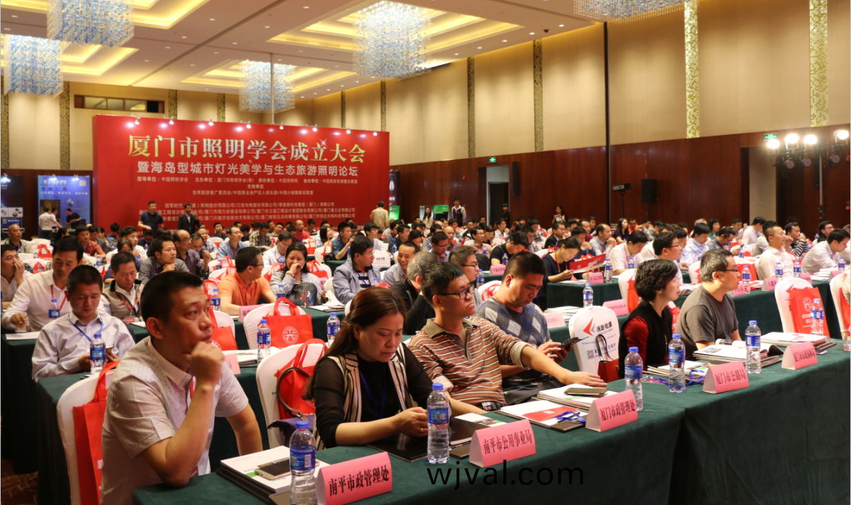 賞海島之(zhi)美 品(pin)燈光之(zhi)魂